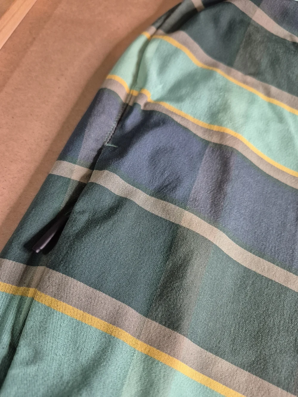 Nike lightweight joggers